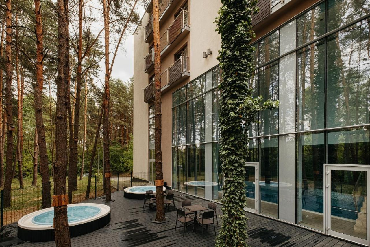 Hotel Uroczysko Cedzyna Экстерьер фото